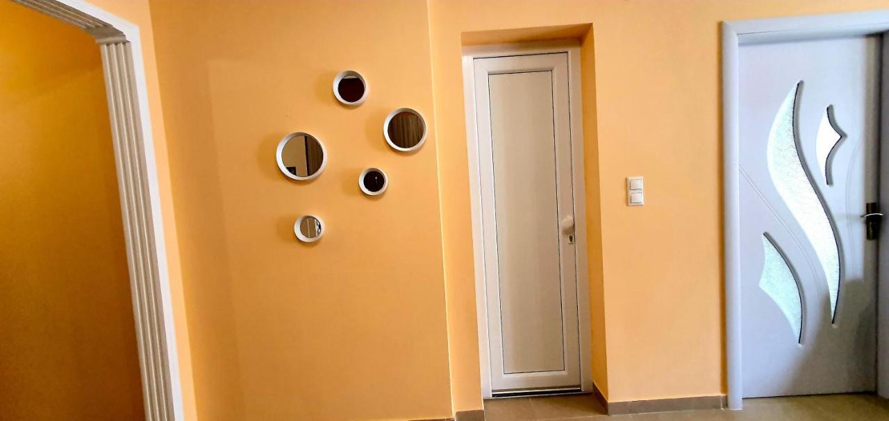 Apollo 1 - Luxury Apartment Катеріні Екстер'єр фото